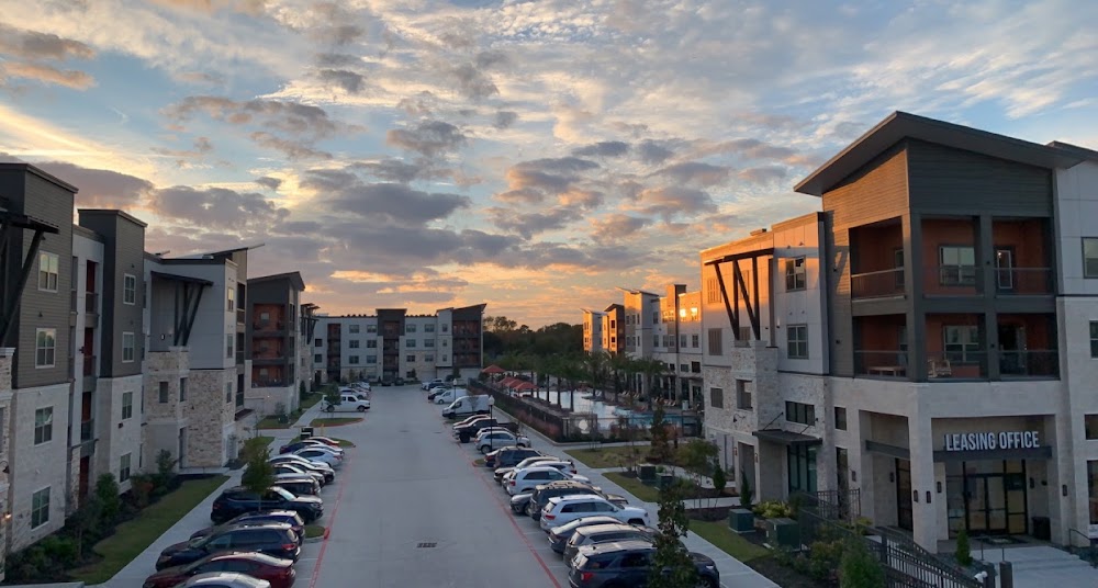 Hue on Greenhouse Apartments