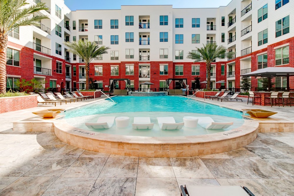 2111 Austin Apartments