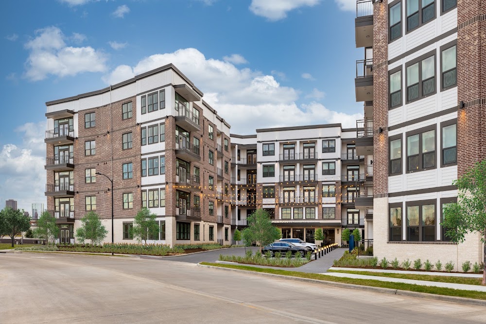 Alexan Junction Heights