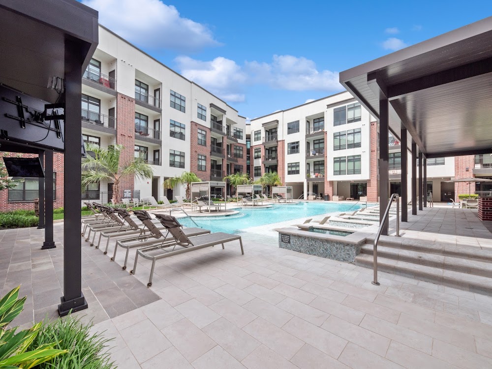 Tinsley on the Park Apartments