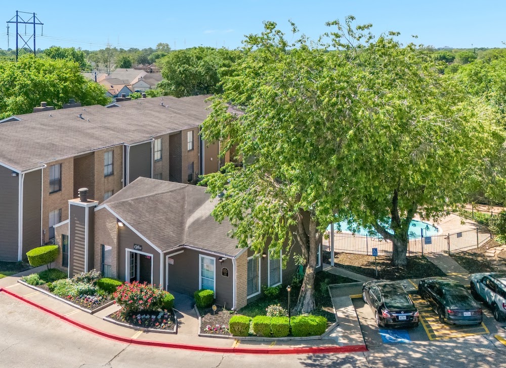 Kirkwood Landing Apartments